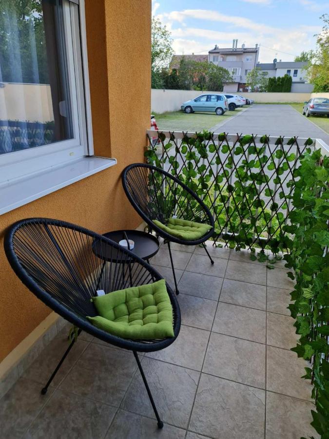 Apartman Vinyl - Self Chek-In Osijek Exterior photo